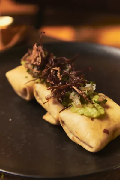 CHIMICHANGAS DE CAMARÓN