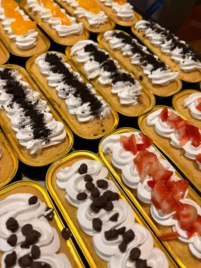 Mojaditos (fresa, durazno, galleta,nuez, chispas de chocolate)