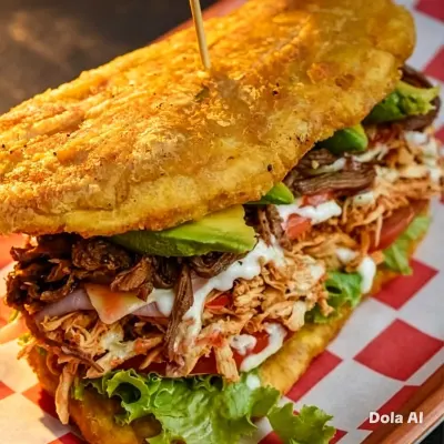 Patacón relleno mix