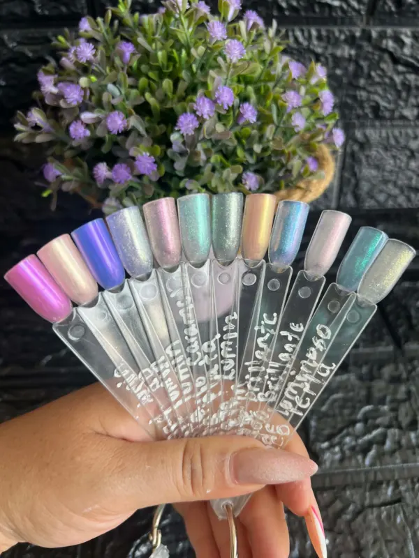 Esmaltes efecto Aurora