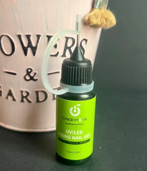 Fixing Nail Gel