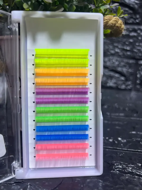 Pestañas Neón