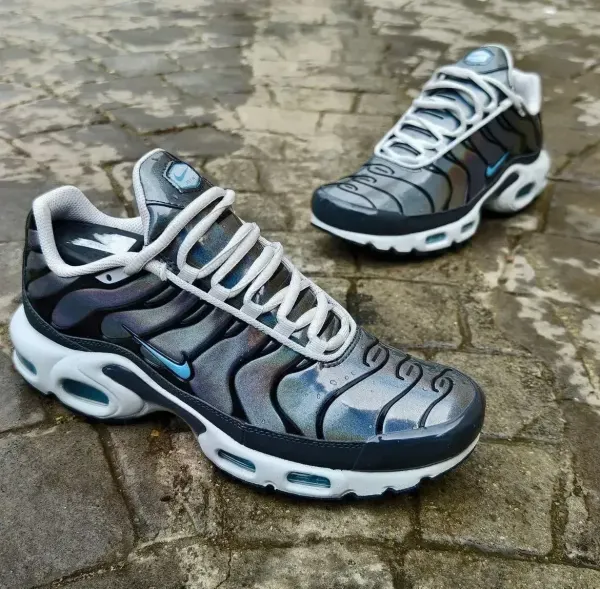 NIKE TN IRIDISCENT HOMBRE