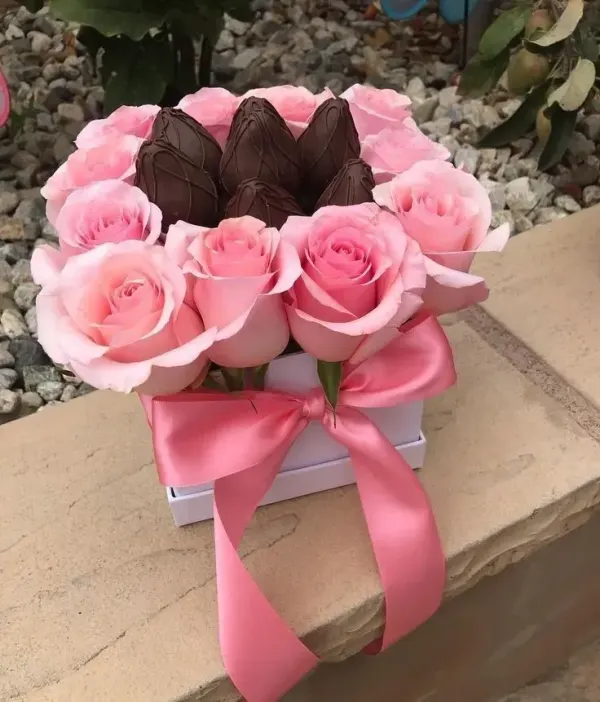 ?? Caja Floral "Rosa Tentación" ??