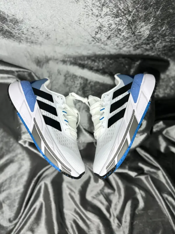 ADISTAR