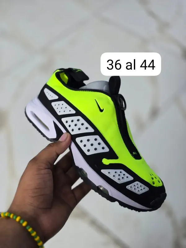Nike SUNDER