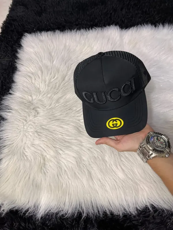 GORRAS GUCCI