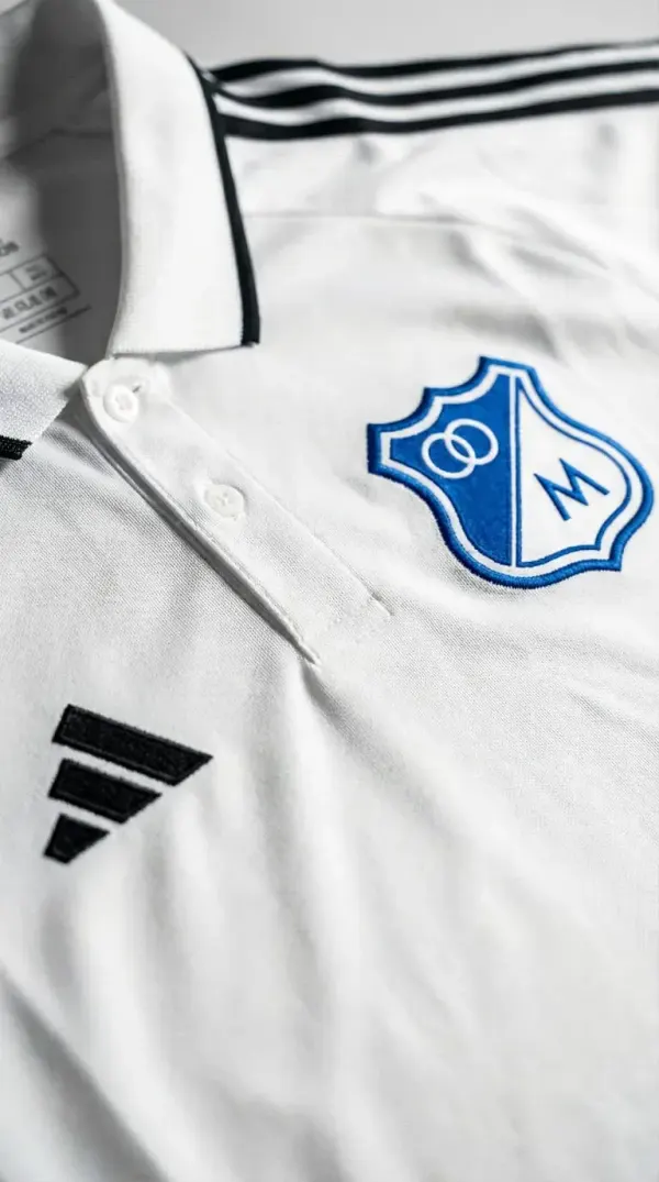 camisa tipo polo blanca millonarios fc