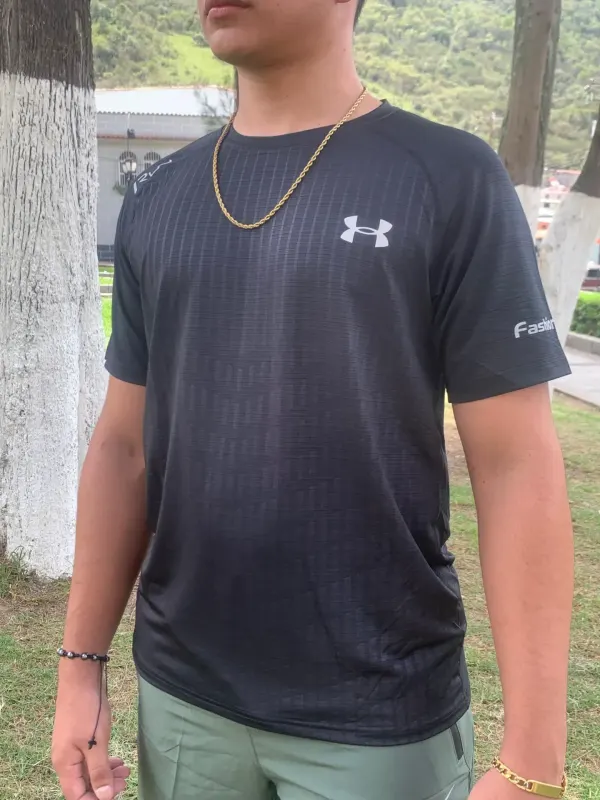 Franela Under Armour Negra