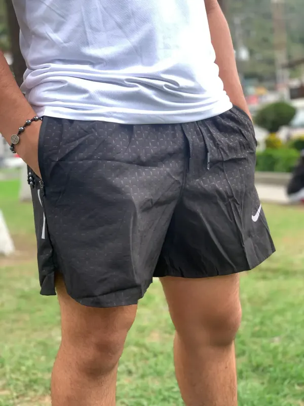 Short Nike Relieve