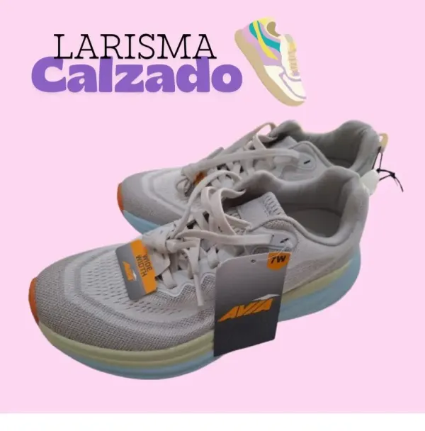 Tennis para dama talla 7 y 8 USA.
