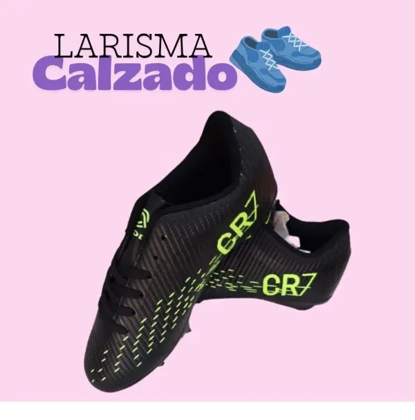 Tacos para de futbol CR7 talla 34 USA niño.