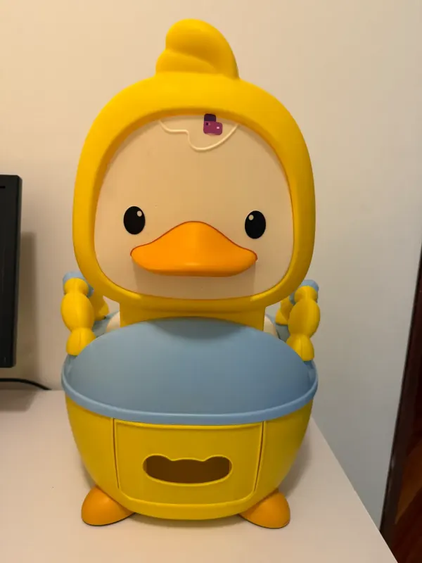 Mica bebé forma pato