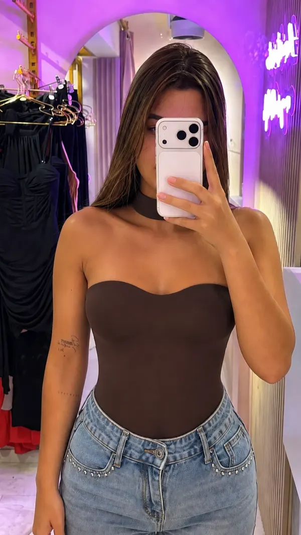Body Cuello