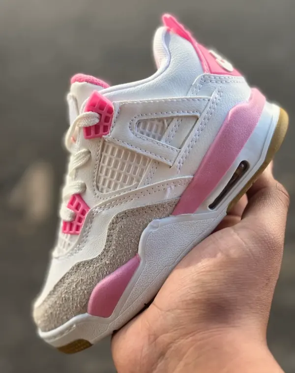 Jordan Retro 4