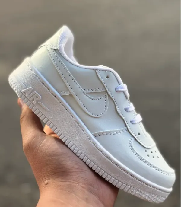 AF1