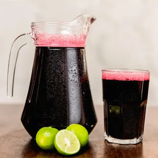 Chica morada