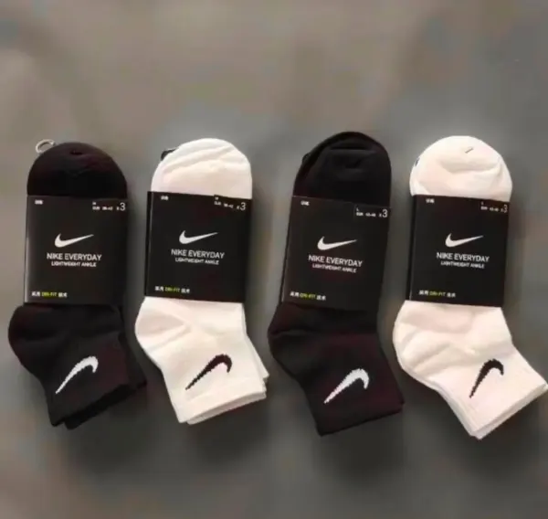 docena de nedia nike