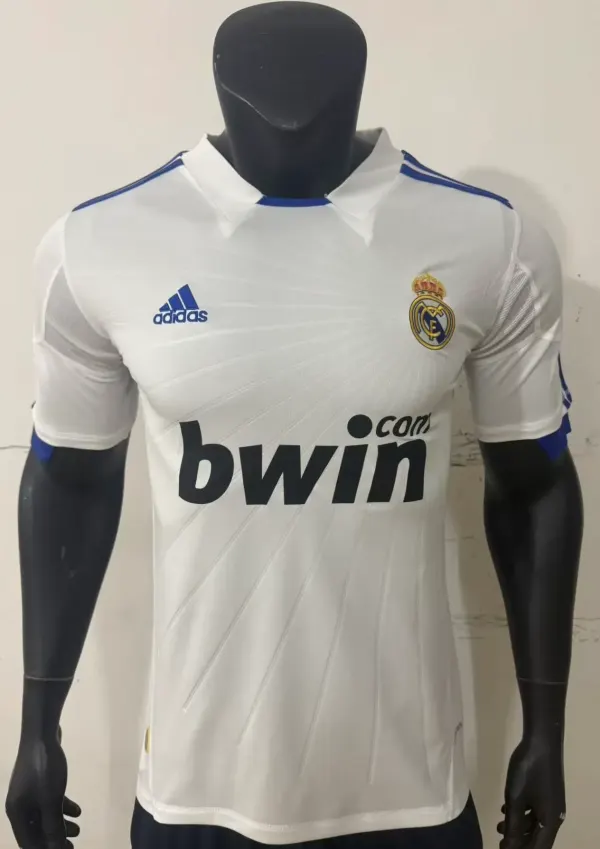 Real Madrid Local Retro 2010-2011