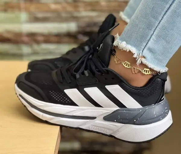 ADIDAS ADISTAR MUJER