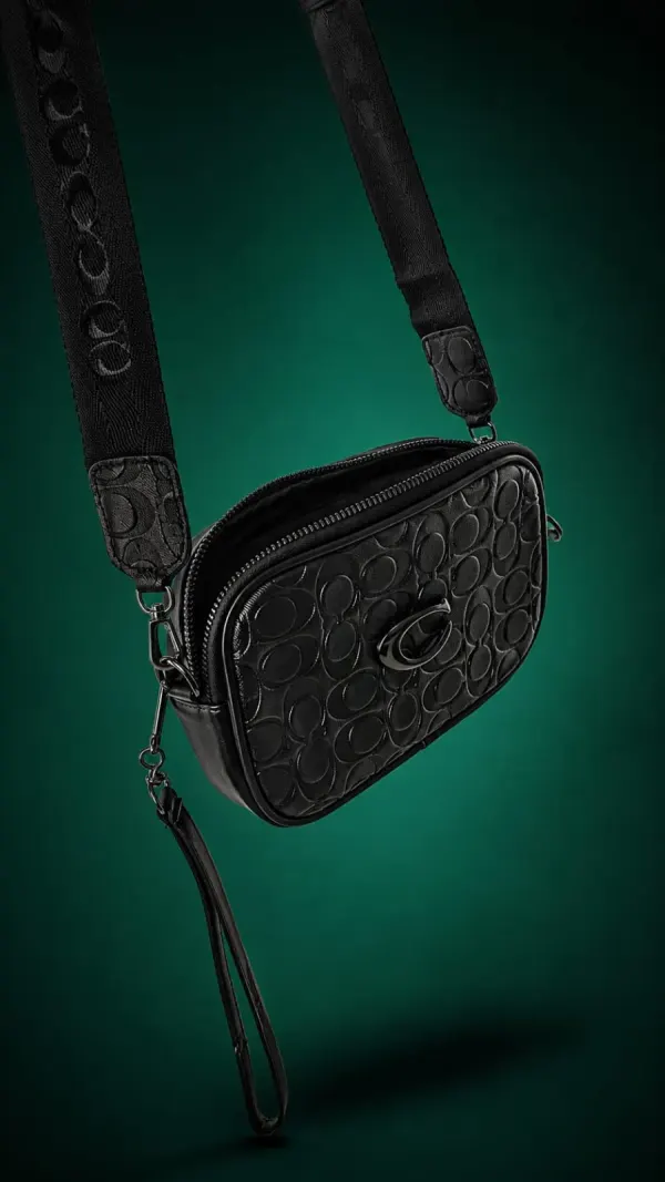 Carriel Coach