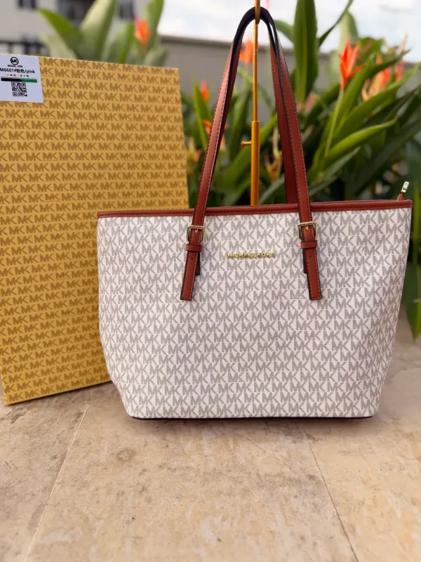 Bolso Tote Michael Kors Signature Blanco/Gris con Detalles Café