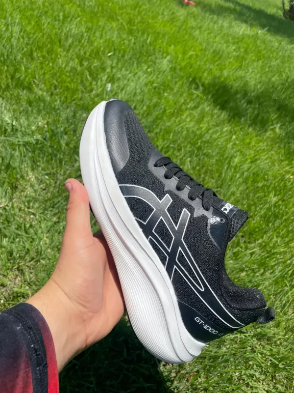 Asics caballero