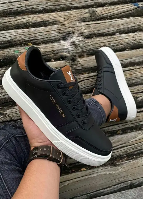 lOUIS VUIITON CASUAL