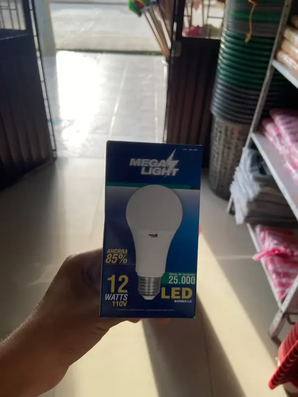 BOMBILLO 12WATTS MEGALIGHT