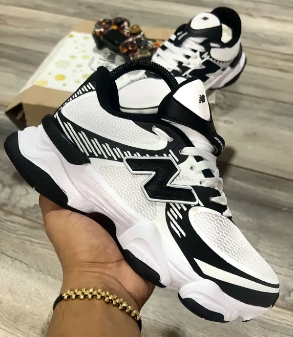 New Balance 2000 Cb