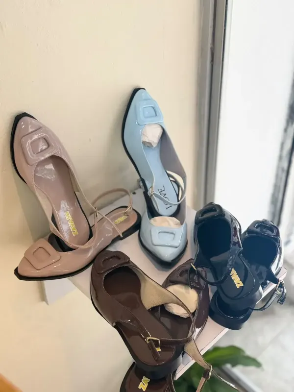 STILETTOS