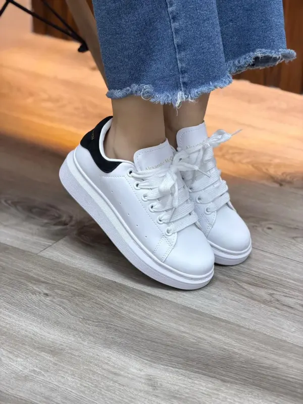 ALEXANDER MCQUEEN