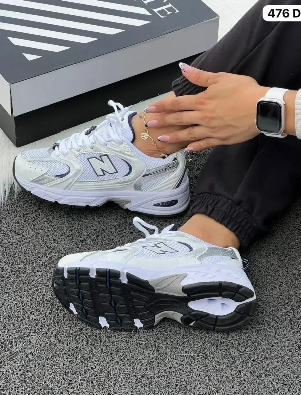 New Balance 530