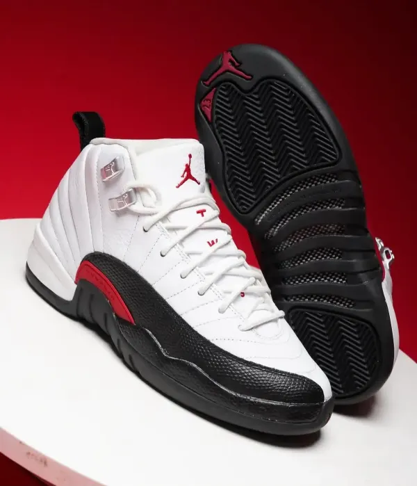 Air Jordan 12