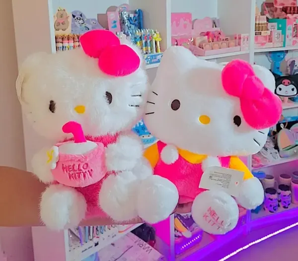 Peluche Hello kitty Clásica
