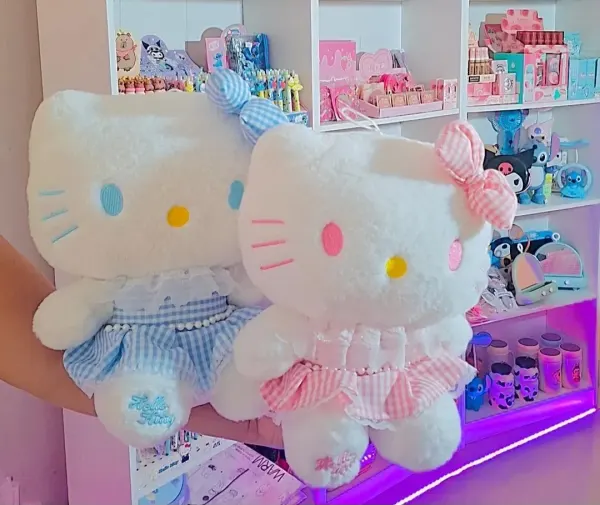 Peluche Hello kitty vestido Cuadritos
