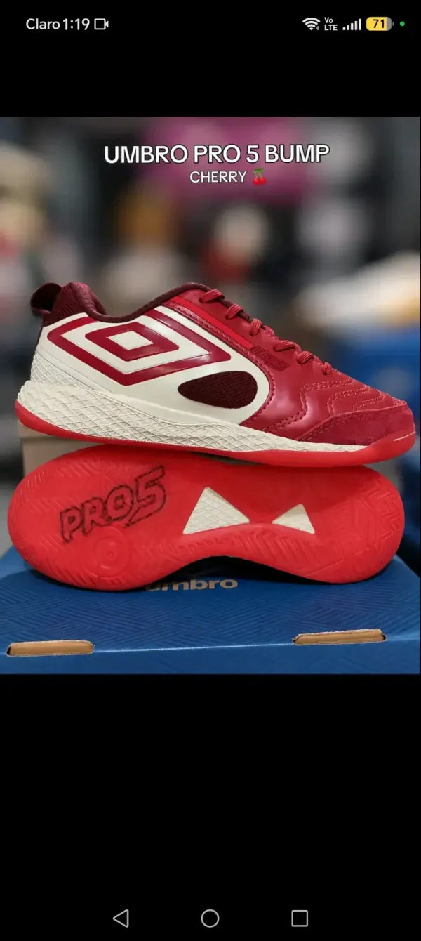 Zapatos umbro rojos