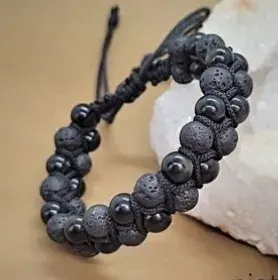 Manilla piedra volcánica