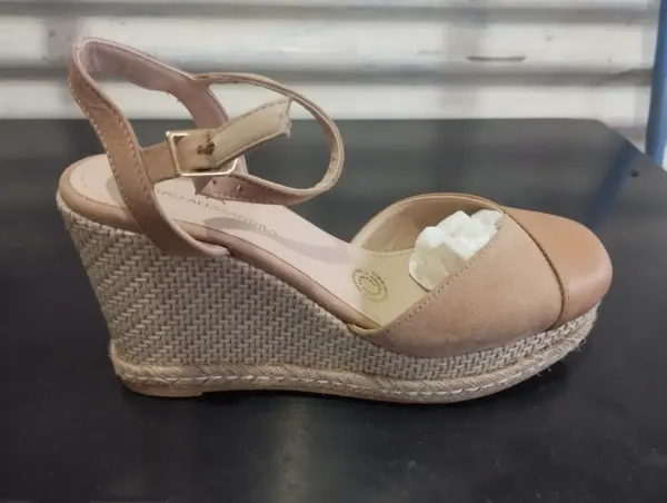 Zapato tacón corrido