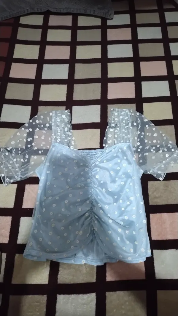 Blusa celeste talla S.M