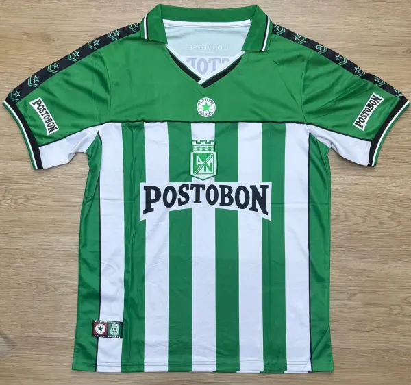 Camiseta retro nacional