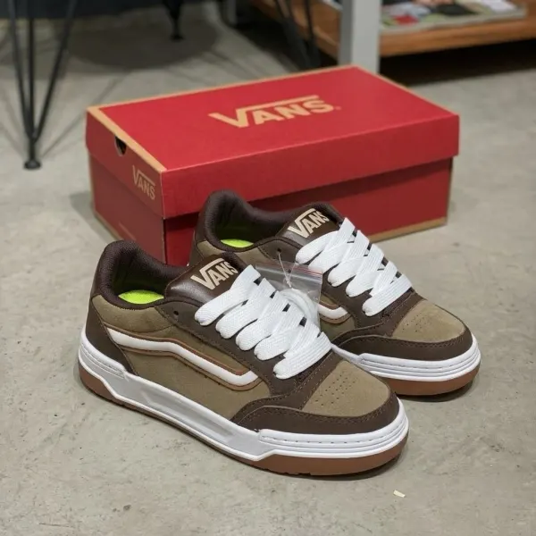 VANS HYLINE CAFE