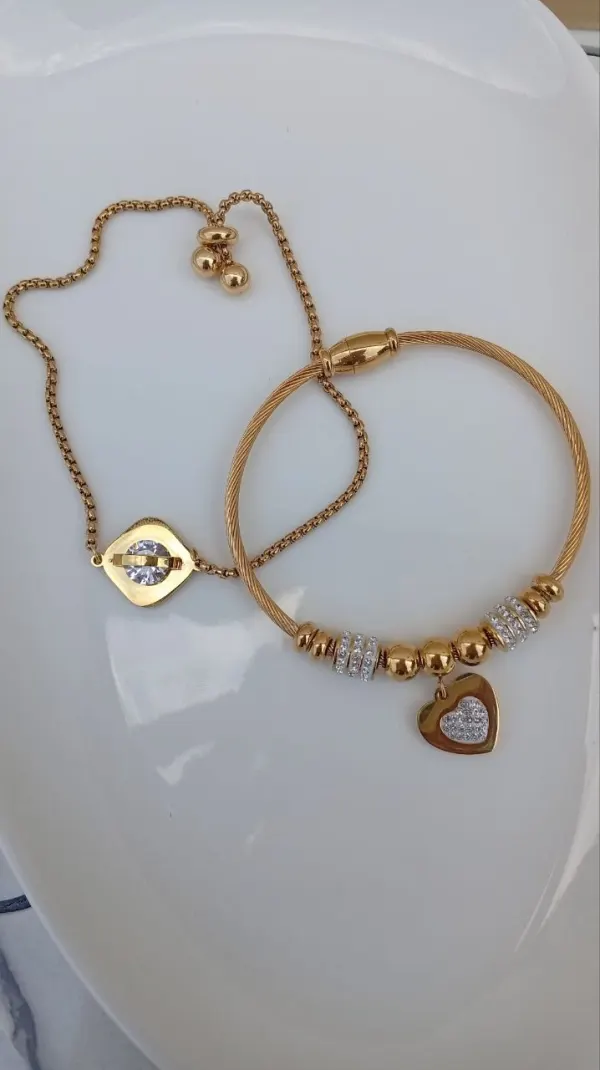 Pulsera rígida