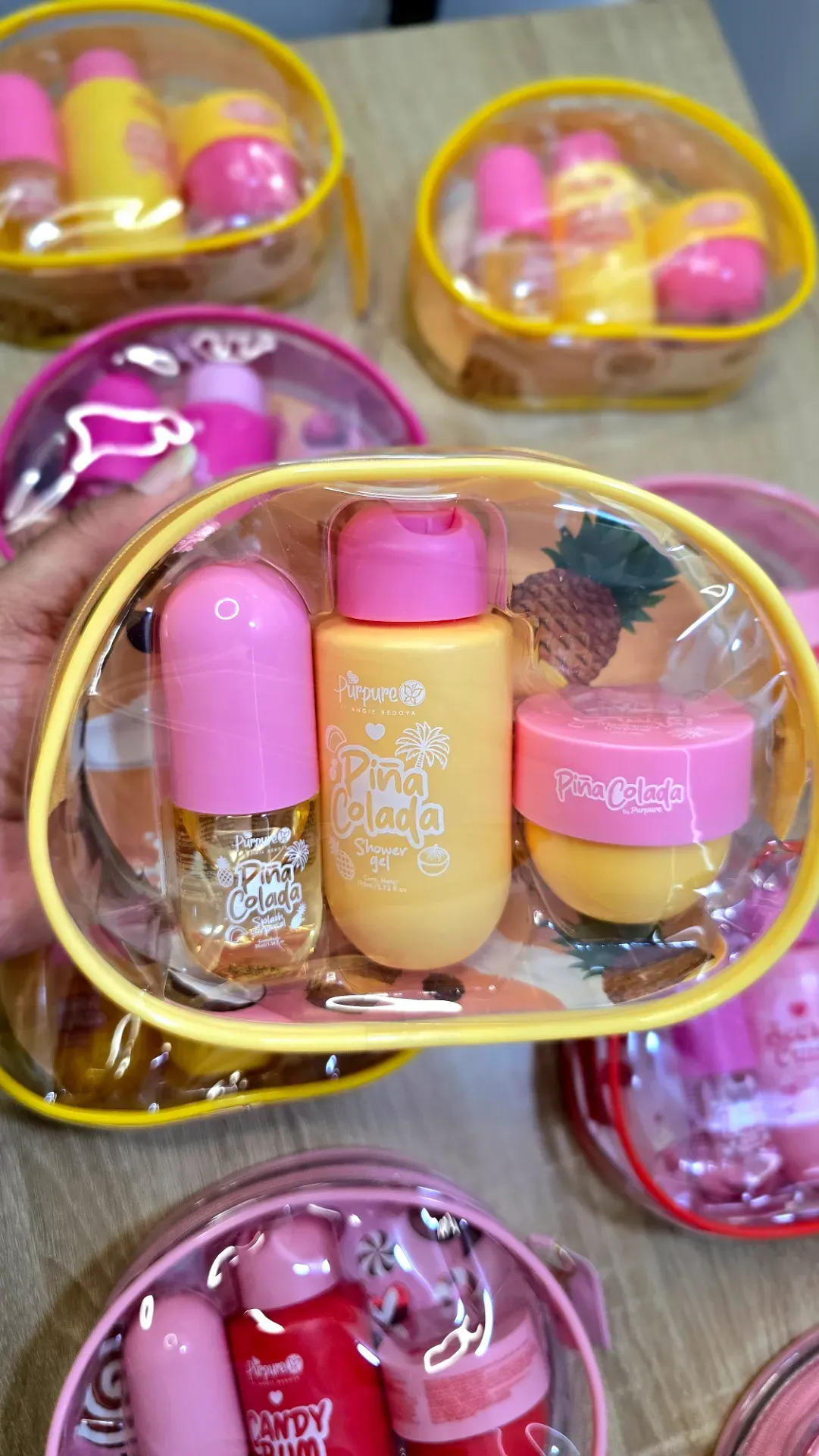 Kit Cartuchera Piña Colada Purpure