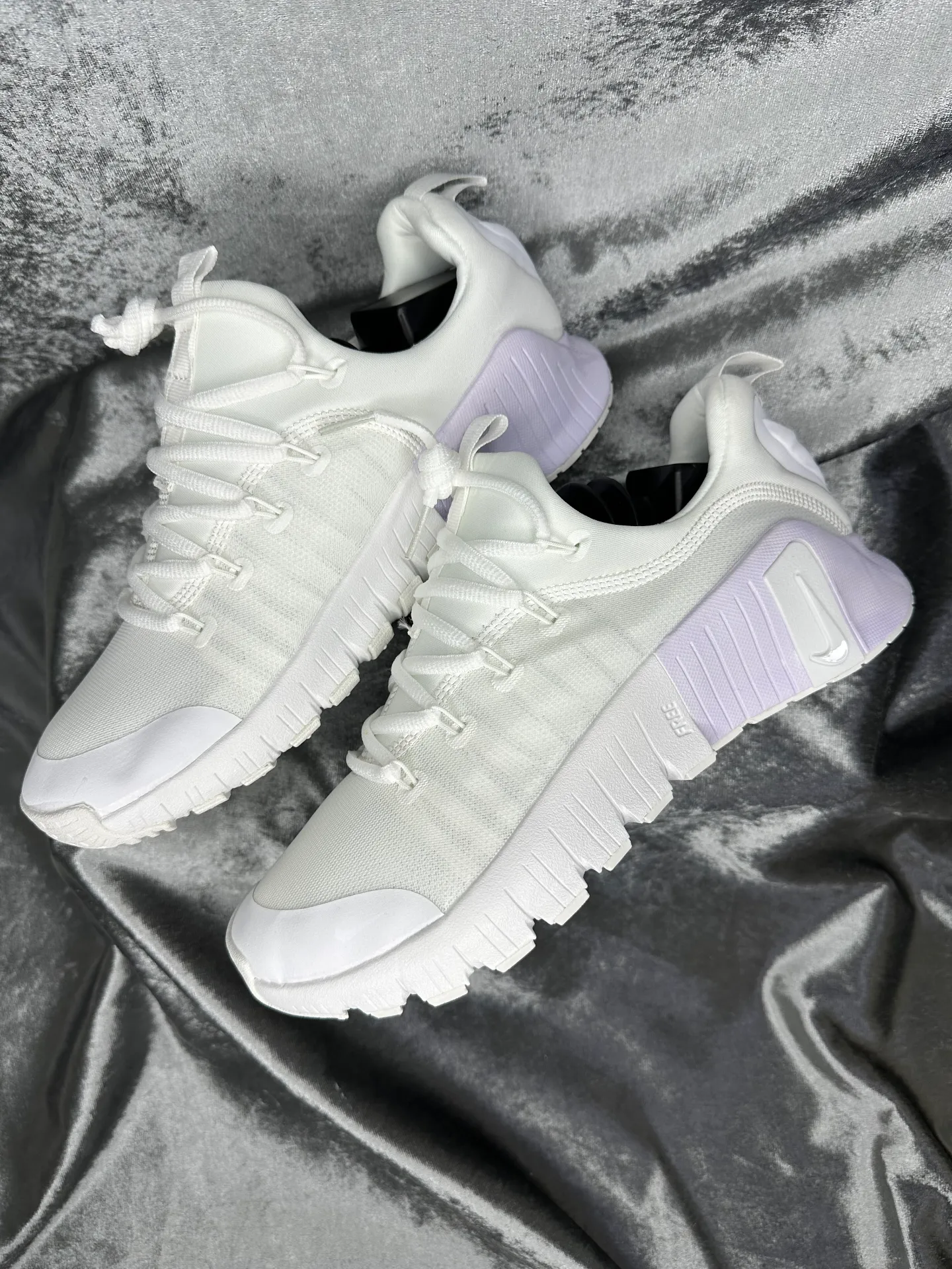 NIKE MECTON