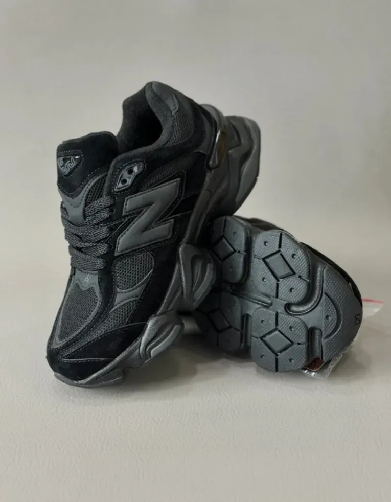 NEW BALANCE 9060 NEGRO HOMBRE