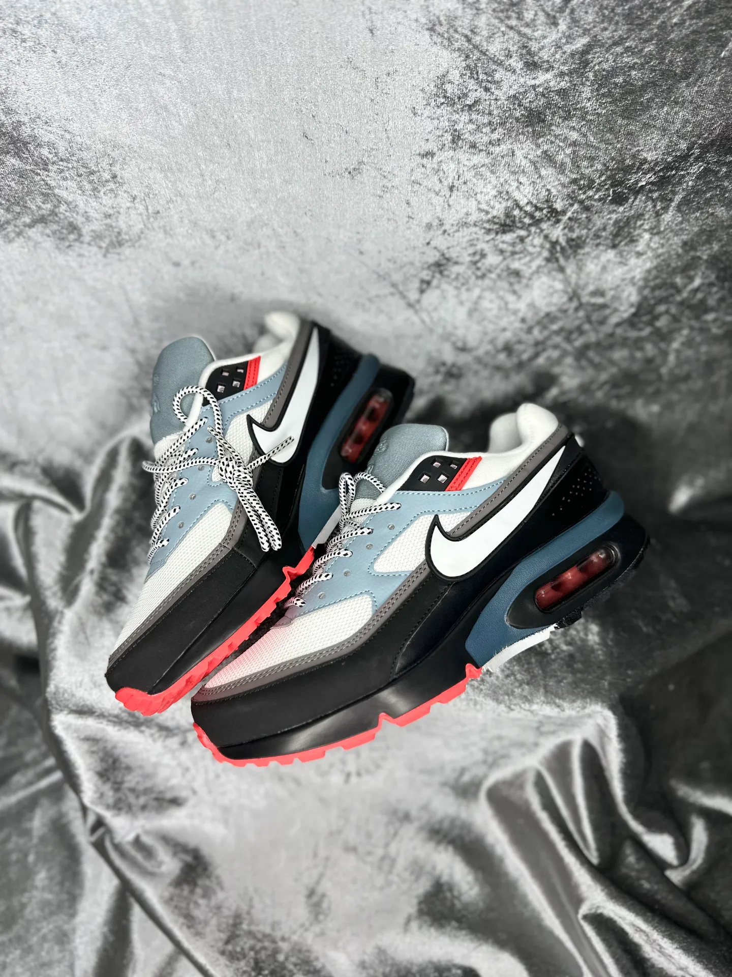 NIKE AIR MAX BW