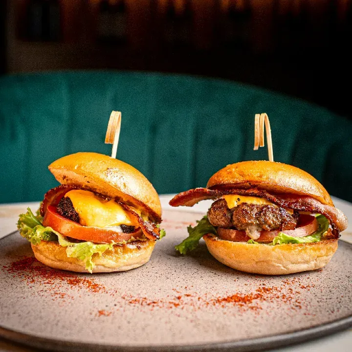 BLUE CHEESE BURGER