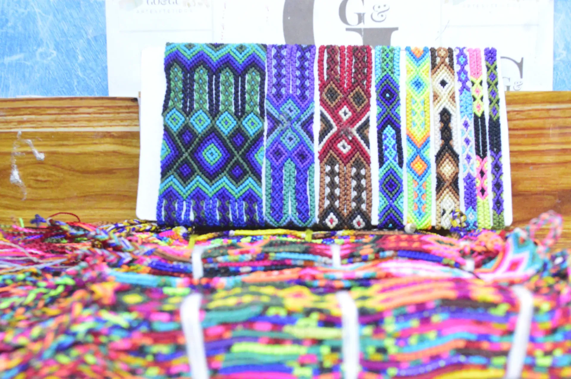 100 pulseras tejidas en cadena
