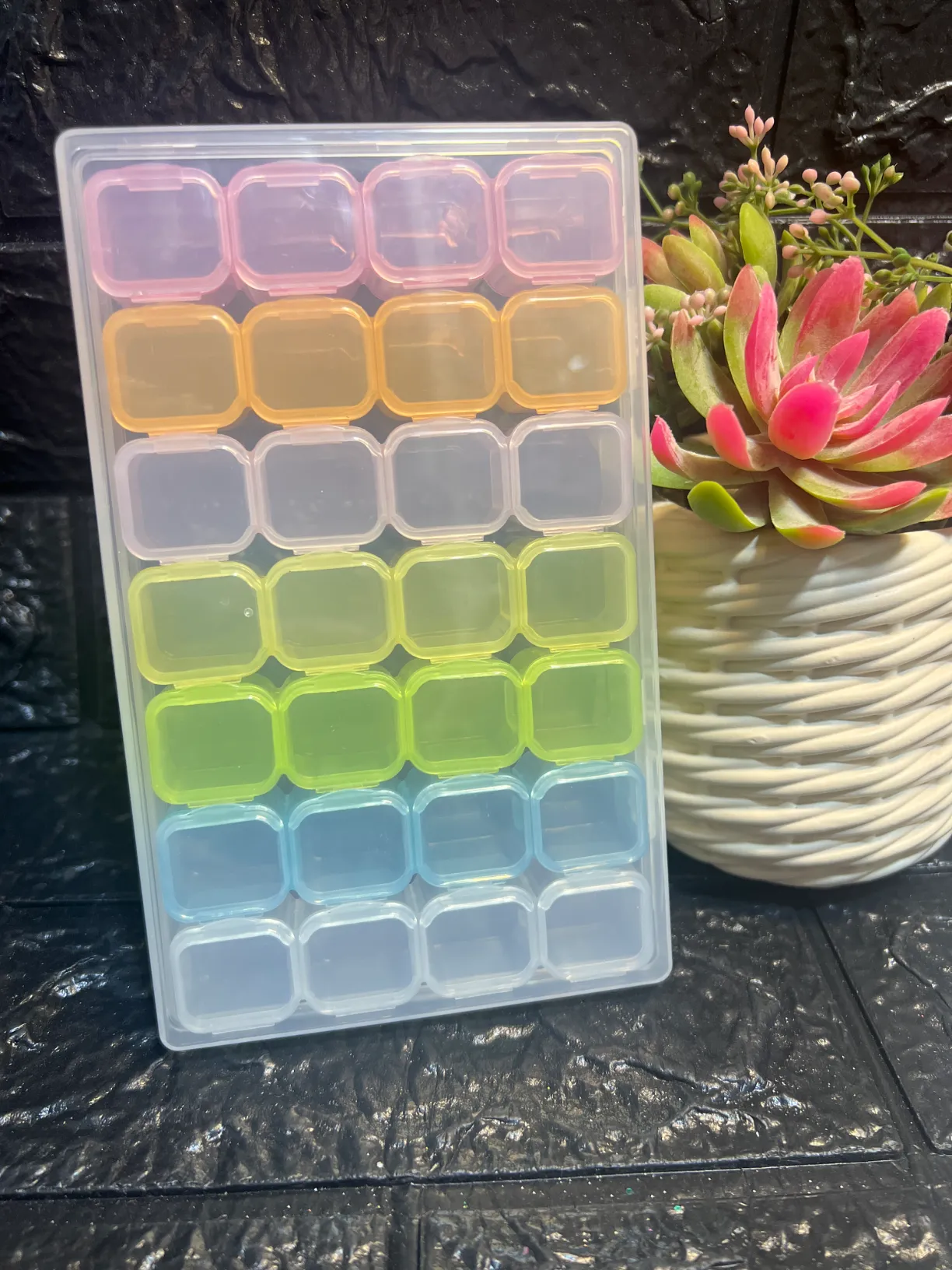 Organizador de decoraciones para uñas